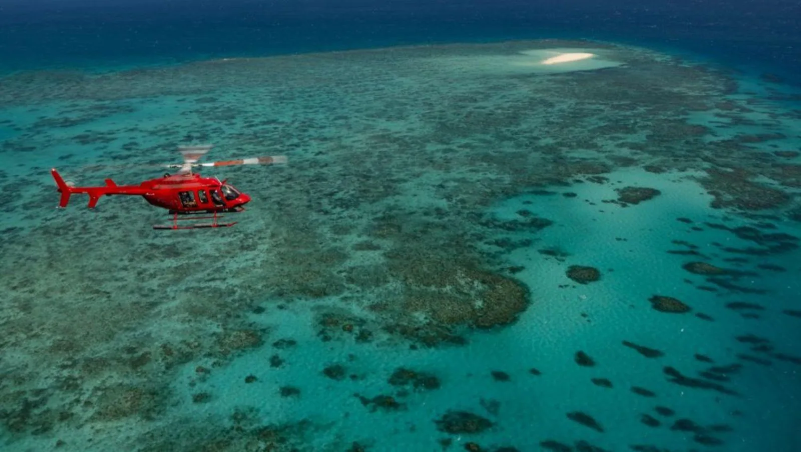 30-Minute Great Barrier Reef Helicopter Flight from Cairns